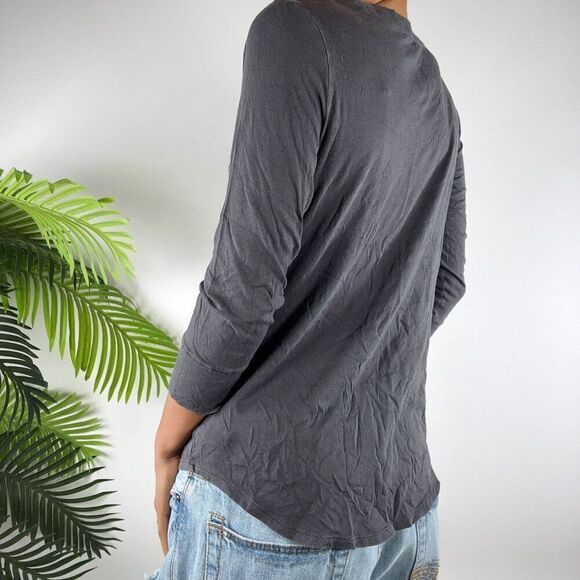 Vintage Y2K American Eagle Gray Indie Grunge Casual Long Sleeve Graphic Tee / S - Picture 2 of 6